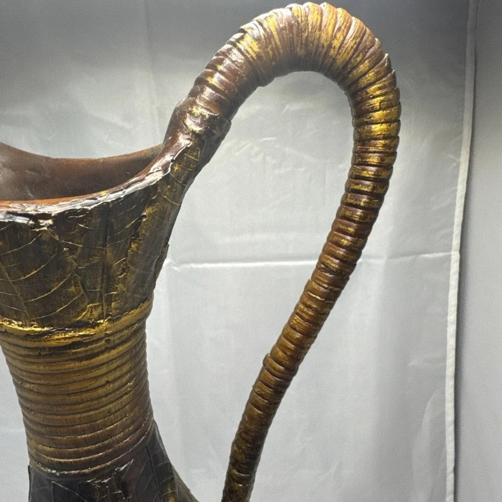 Large Vintage Pitcher - Vase (‎ Decor )
